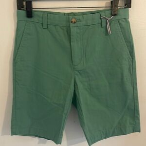 Vineyard Vines Classic Shorts, Boys 12, Green